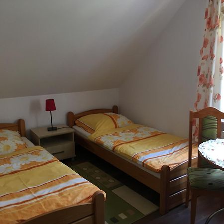 Villa Aurelia Pokoje Goscinne I Domki Letniskowe เมียเลนโก ภายนอก รูปภาพ